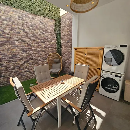 Bear Homes - Olimpia * Walencja